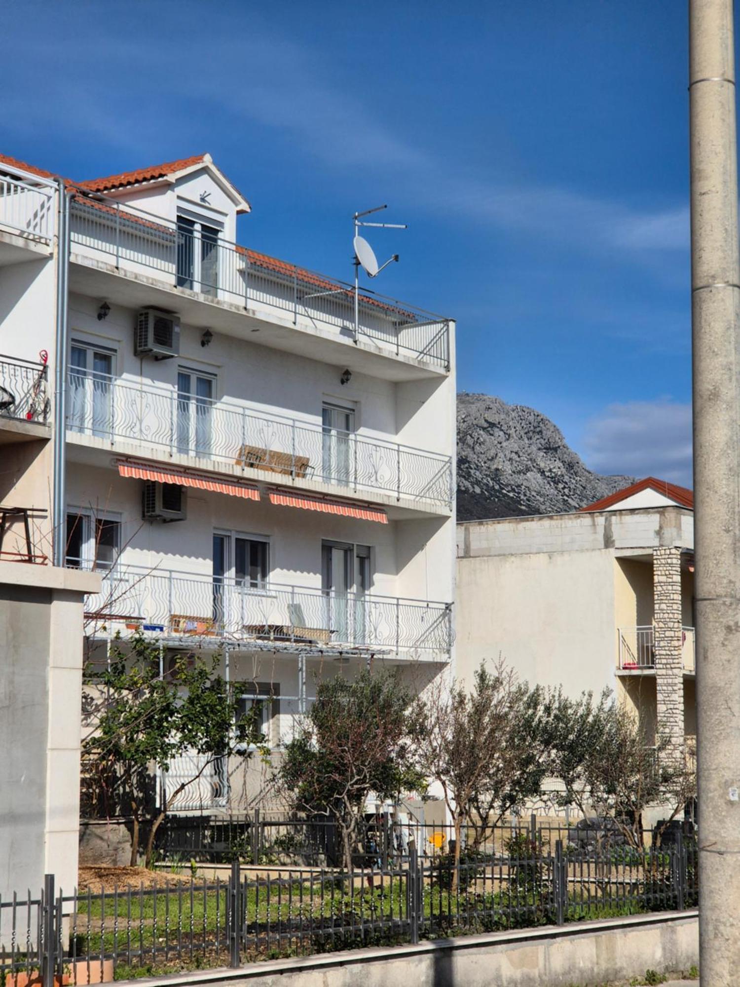 Josip Veliki Apartman Kaštela Kültér fotó
