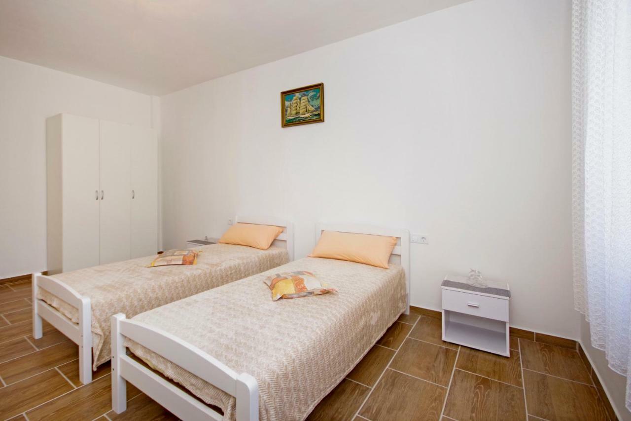 Josip Veliki Apartman Kaštela Kültér fotó