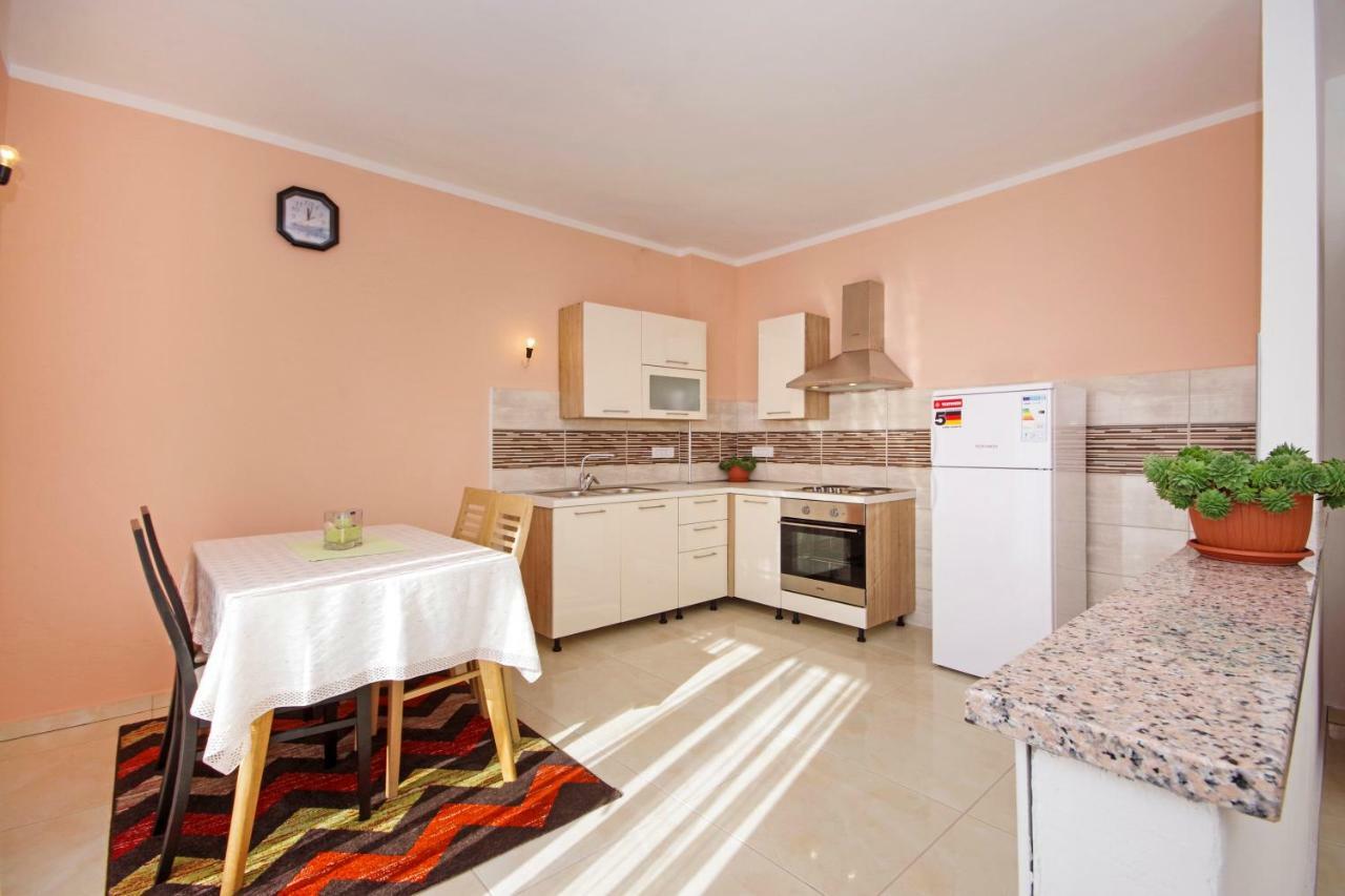 Josip Veliki Apartman Kaštela Kültér fotó
